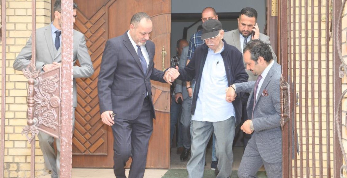 محسن حسين جواد مع الدكتور علاء الحطاب والدكتور نبيل جاسم